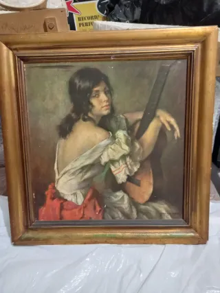 Cuadro de mujer con guitarra  42.5 ancho x44 alto