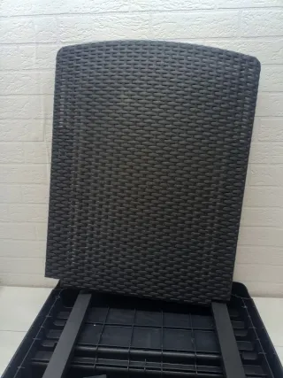 Tumbona exterior gris de plástico KETER