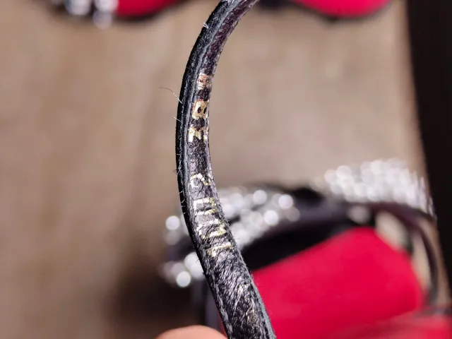 Tacones Carolina Herrera Negros con Brillantes