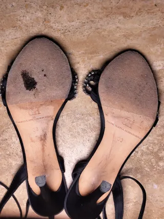 Tacones Carolina Herrera Negros con Brillantes