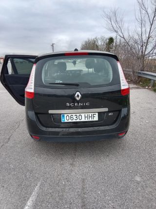 Renault Scenic 2011