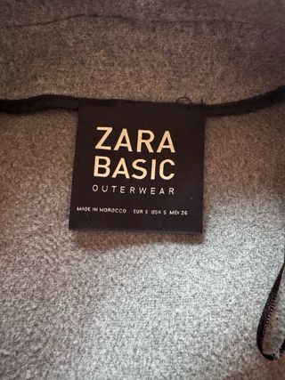 Chaleco Zara Gris