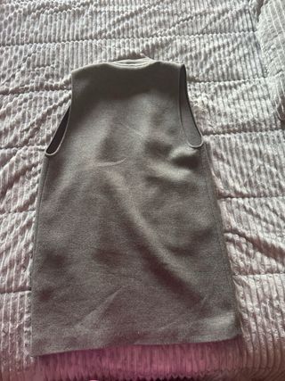 Chaleco Zara Gris