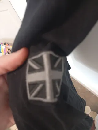 Polo Hackett Aston Martin Racing Negro