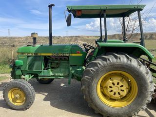 Tractor John Deere 2040