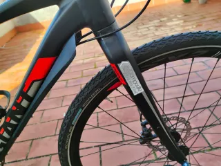 Giant Toughroad Bicicleta Híbrida