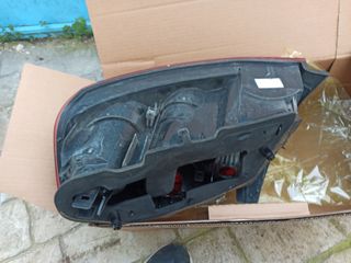 Piloto trasero izquierdo Peugeot 407