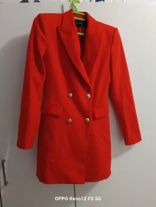 Blazer Rojo Elegante nuevo sin etiqueta