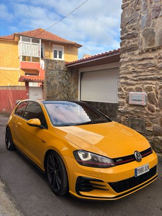 Volkswagen Golf 2014