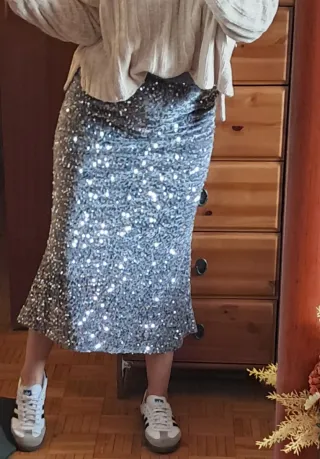 Falda Midi Lentejuelas