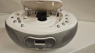 Radio CD USB MP3 Plata y Blanco