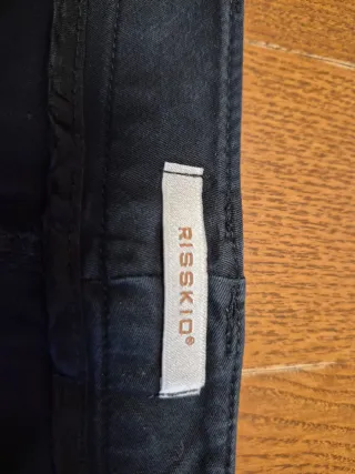 Pantaloni dritti neri donna