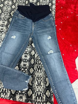 Lote 3 pantalones y 1 mono premamá