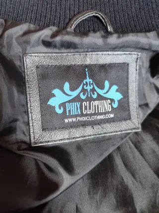 Chaqueta Negra de Cuero