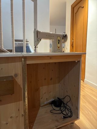 Máquina de Coser Singer Antigua