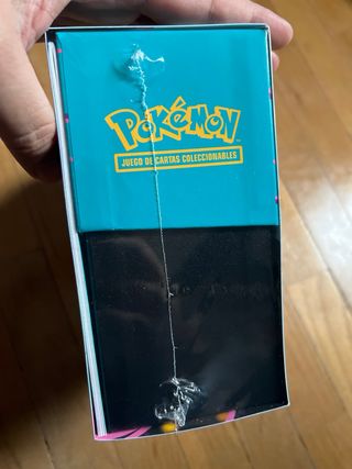 Caja Entrenador Élite ETB Héroes Ascendentes