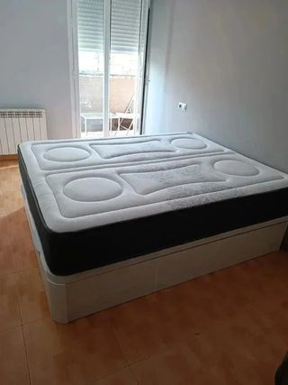 Canape abatible madera, base tapizada y colchones