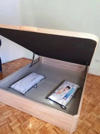 Canape abatible madera, base tapizada y colchones