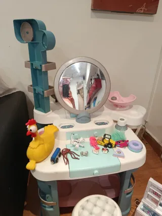 Tocador Nanci y demás lote juguetes