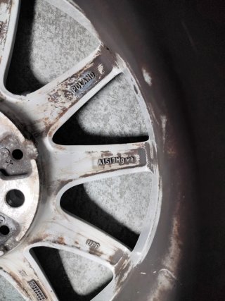 Llantas BMW 16" - PRECIO NEGOCIABLE!
