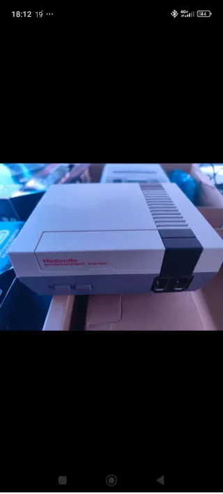 Nintendo NES Classic Mini + 2 Mandos