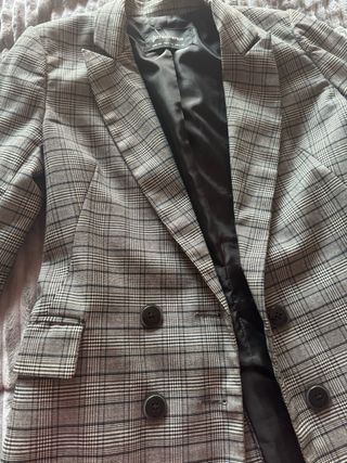 Americana cuadros gris