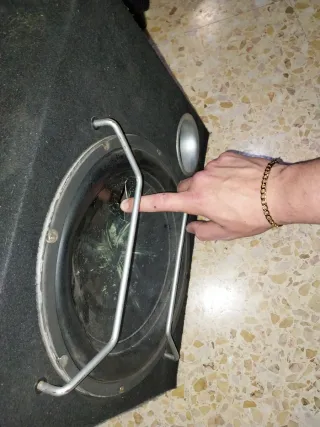 Bombo JBL Negro y Plateado