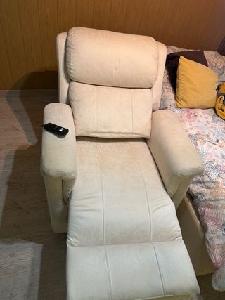 Poltrona elettrica per sollevamento articolato