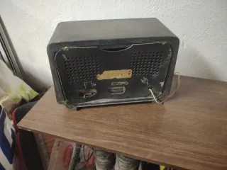 Radio antigua madera