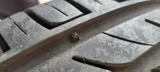 Dos neumáticos coche  195. R15