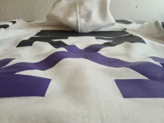 Felpa Off-White Bianca con Righe Viola