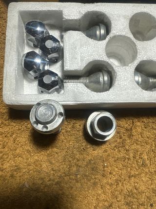 Antirrobo Ruedas Renault Boutique