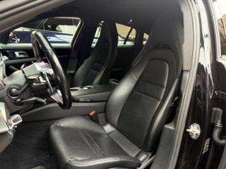 Porsche Panamera 4 E-Hybrid