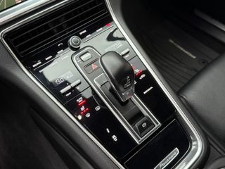 Porsche Panamera 4 E-Hybrid