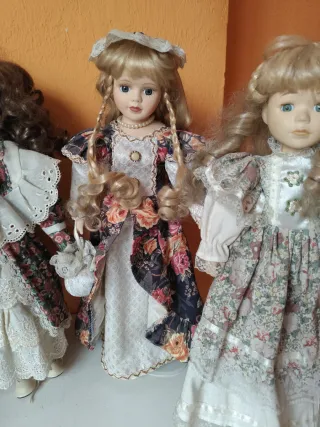 Bambole di porcellana vintage