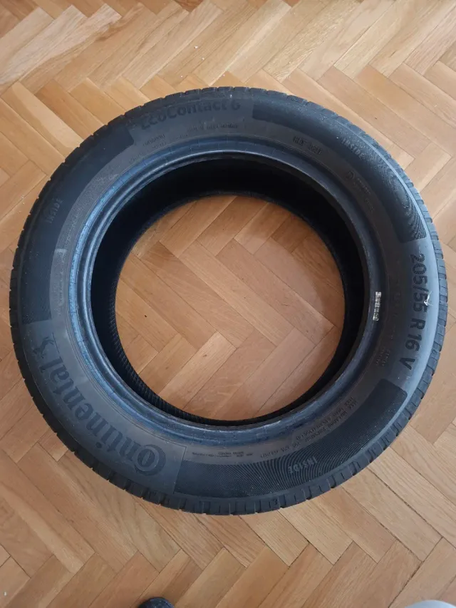 75% 205/55 R16 V CONTINENTAL RUEDA
