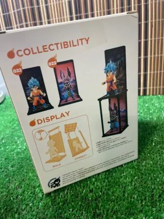 Figura Goku Super Saiyan God