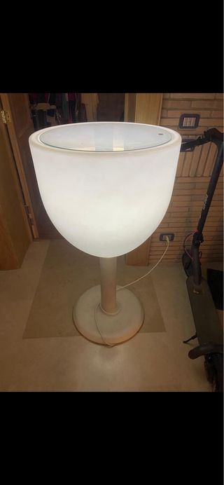 Lampada da terra design moderno