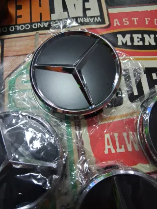 Tapas Mercedes embellecedores llantas 4 unidades