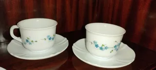 Juego 4 Tazas y Platos Arcopal Flores Azules