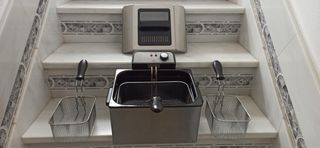 Freidora de aceite con cestas