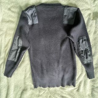 Jersey marinero azul con parches