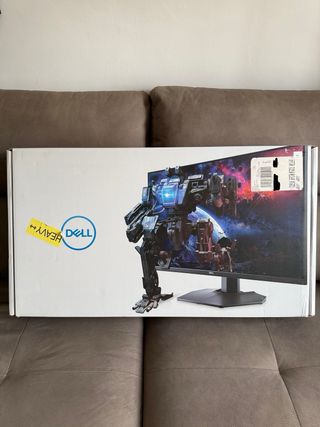 Monitor Dell 32” 4K 144Hz