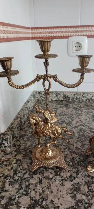 Reloj y Candelabros Bronce Estilo Clásico