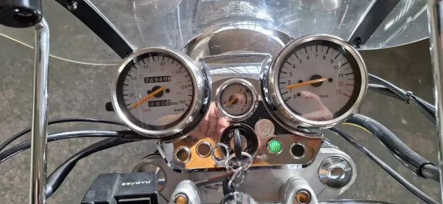 URGE Hyosung Aquila 125 Cruiser Negra