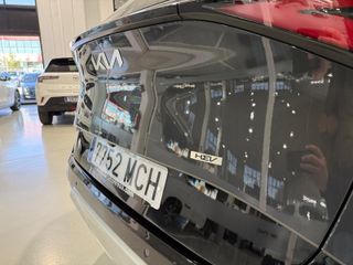 KIA Sportage 1.6 T-GDi HEV Tech 230 cv 2023