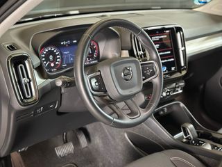 Volvo XC40 2021