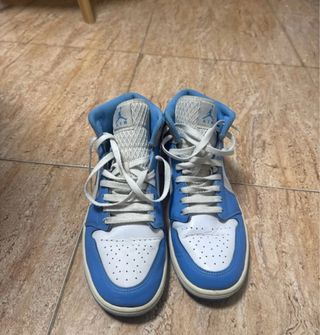 Jordan 1 Mid University Blue Grey