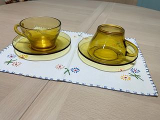 Juego 2 Tazas y Platos de desayuno