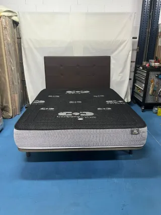 Base tapizada + Colchón 150x190